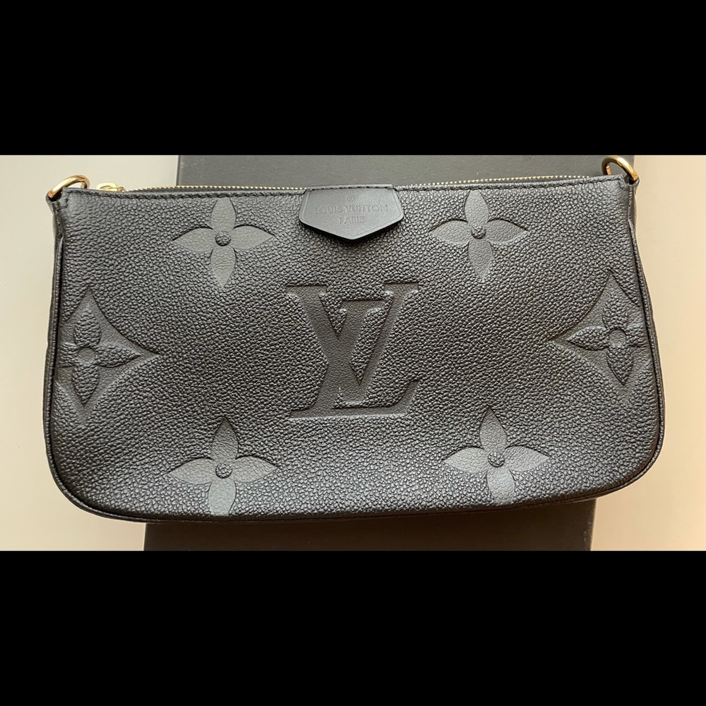 🆂🅾🅻🅳 Louis Vuitton Multi Pochette Accessoires Empreinte - Large Pochette